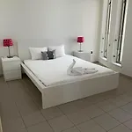 Apartment Modern Center With Pool *