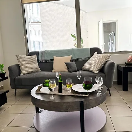 Charming Centre W Pool - Flats 303 * Larnaca