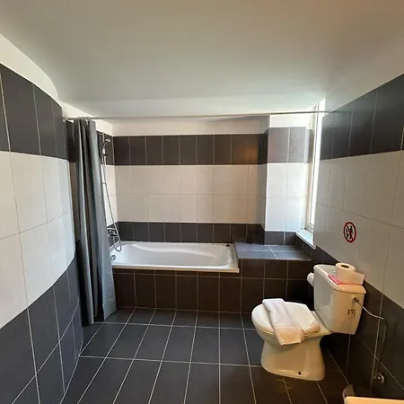 Charming Centre W Pool - Flats 303 Appartamento
